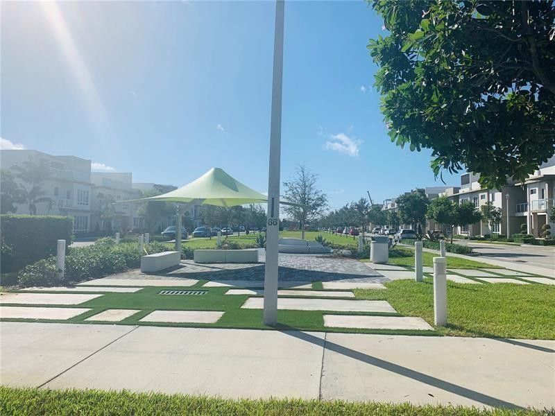 6326 NW 105th Place, Doral, FL 33178 Photo