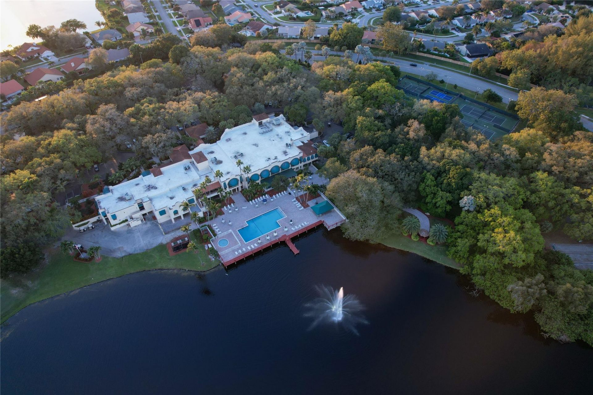 1831 Sabal Palm Drive, Unit 105, Davie, FL 33324 Photo