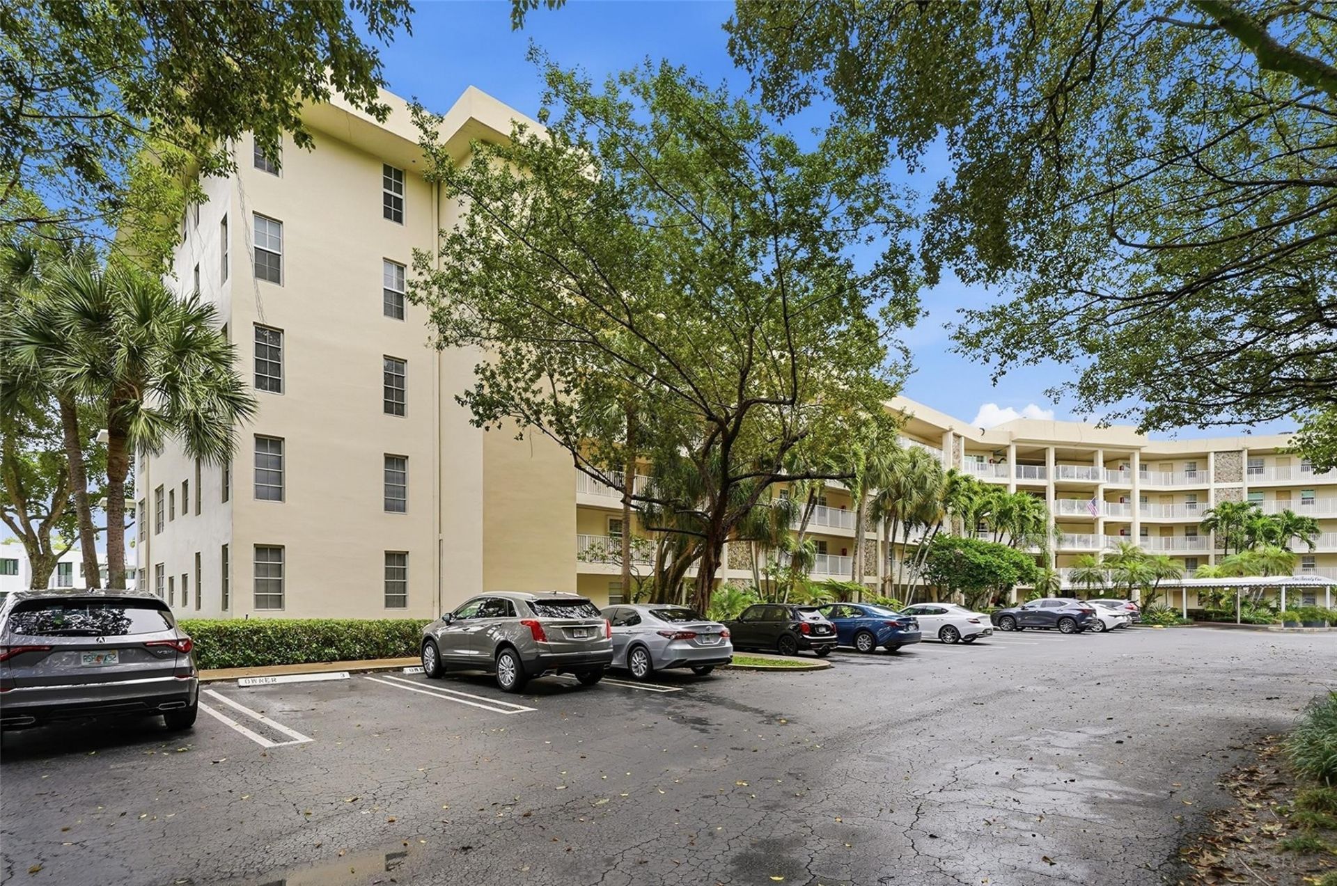 800 Cypress Grove Drive, Unit 308, Pompano Beach, FL 33069 Photo