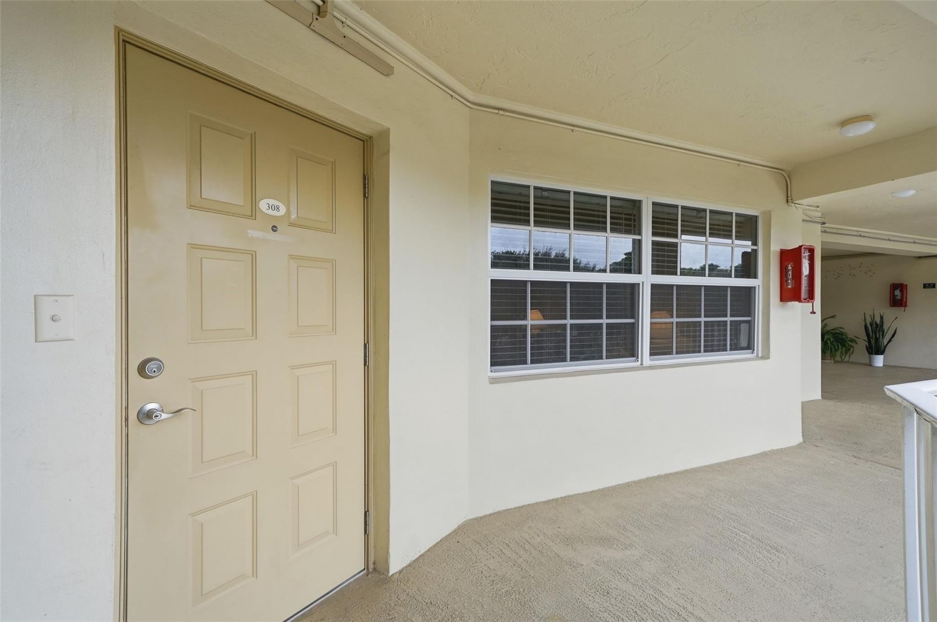 800 Cypress Grove Drive, Unit 308, Pompano Beach, FL 33069 Photo