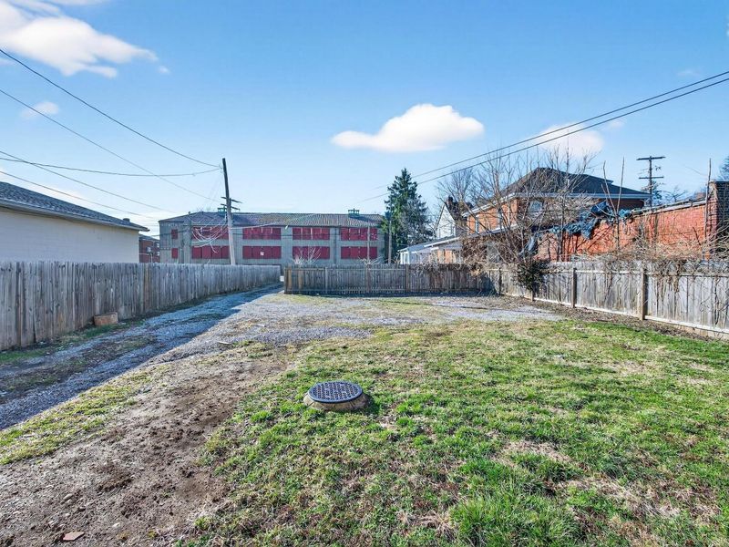 1619 E Main Street, Columbus, OH 43205 Photo 21