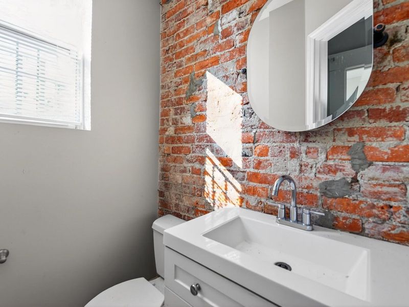 1619 E Main Street, Columbus, OH 43205 Photo 7