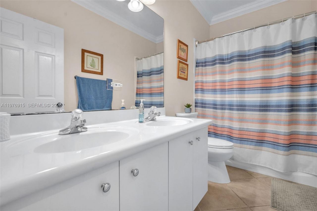 1435 Cardinal Way , Weston, FL 33327 Photo