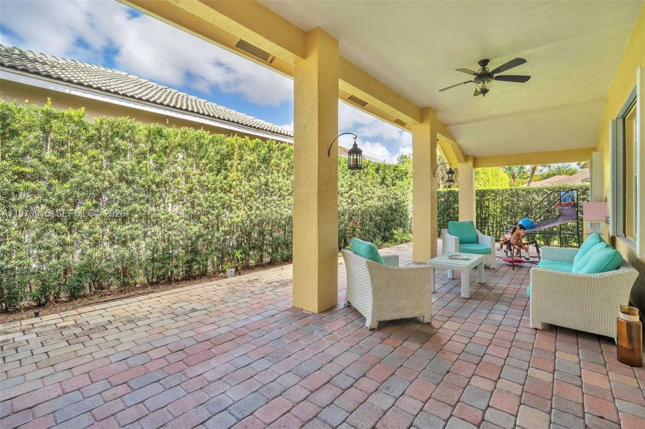 1435 Cardinal Way, Weston, FL 33327 Photo