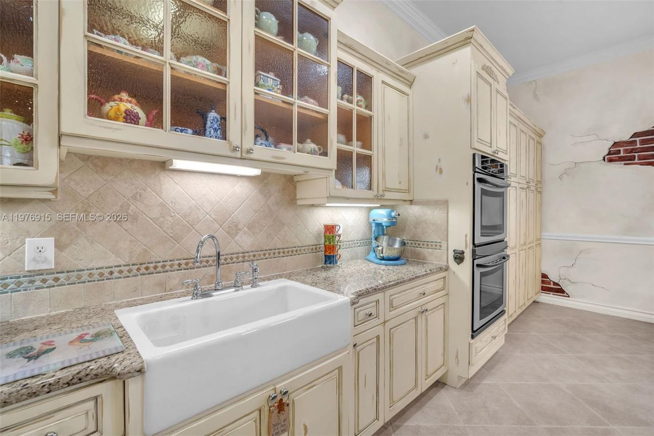 1435 Cardinal Way , Weston, FL 33327 Photo