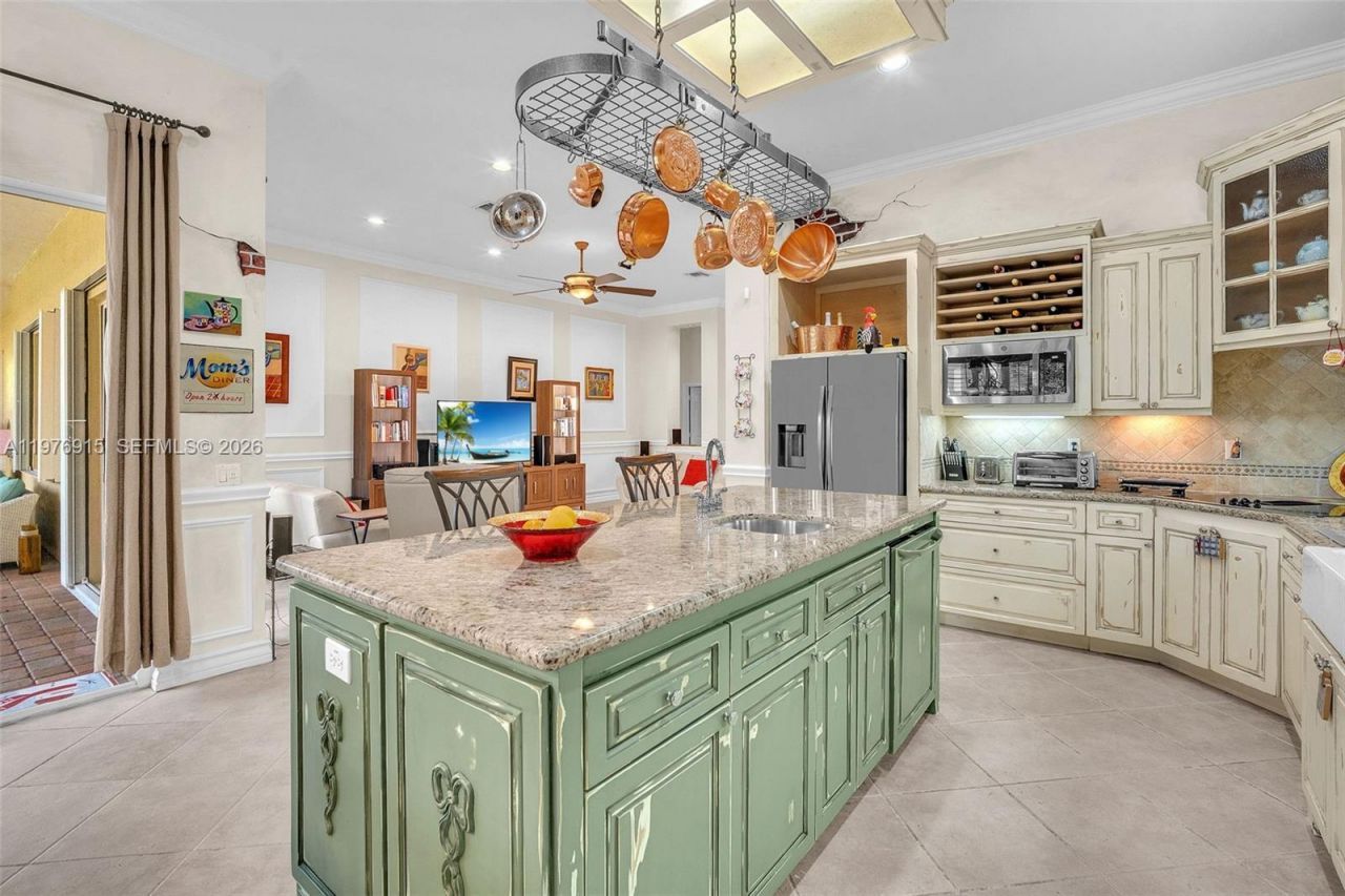 1435 Cardinal Way , Weston, FL 33327 Photo