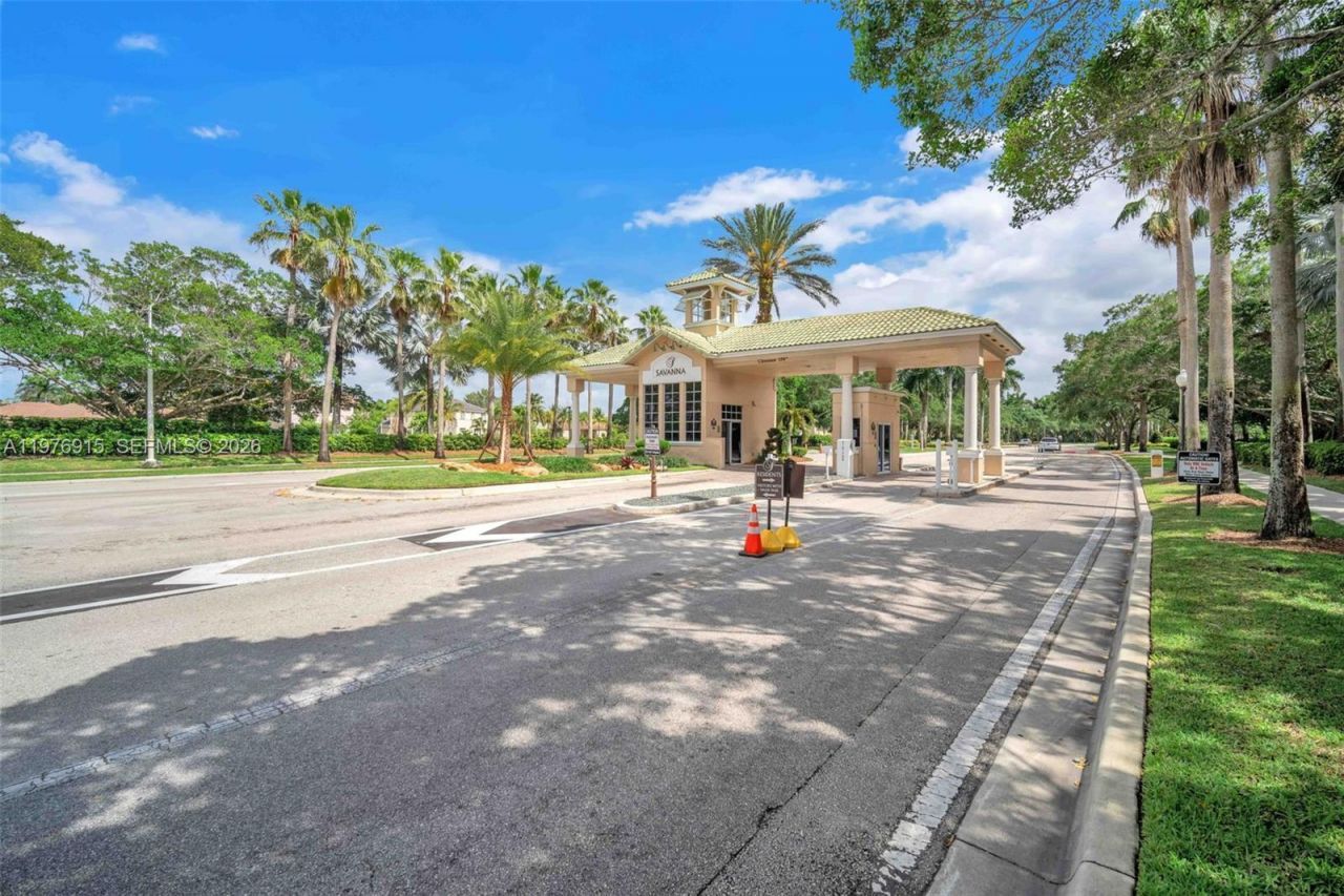 1435 Cardinal Way , Weston, FL 33327 Photo