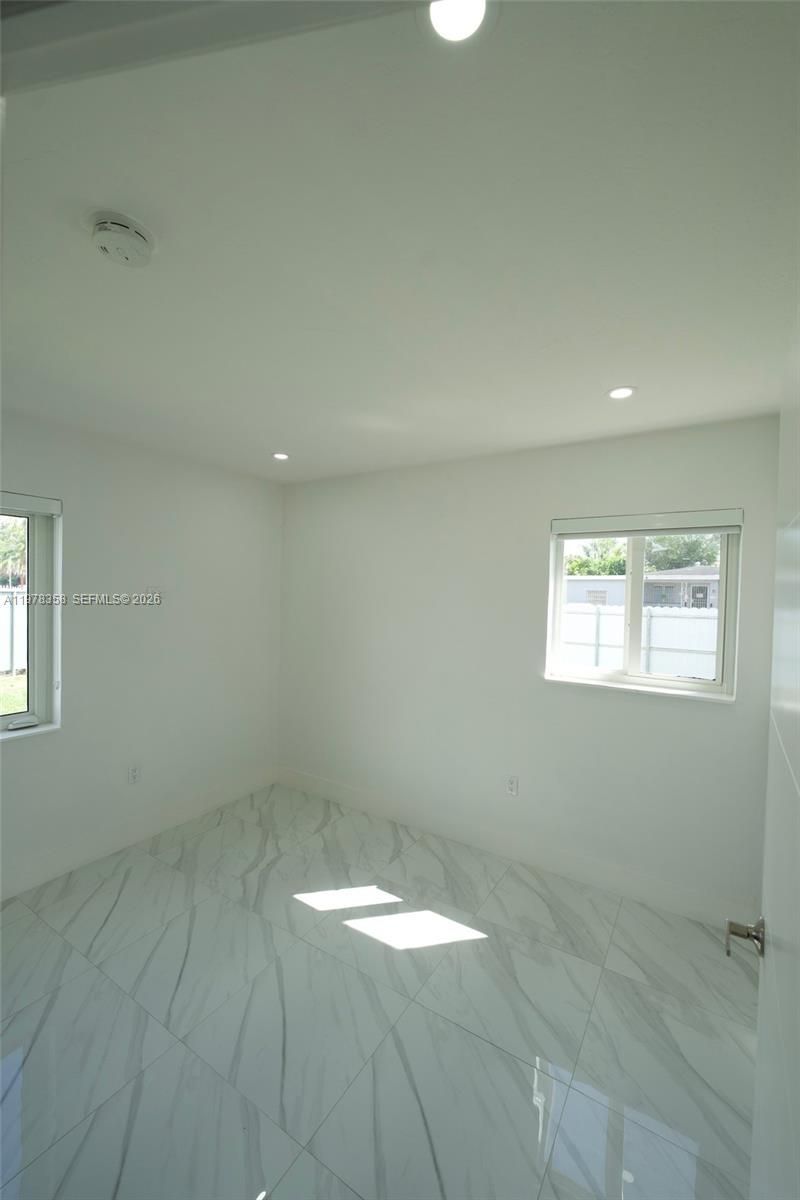 10381 SW 32nd St, Miami, FL 33165 Photo