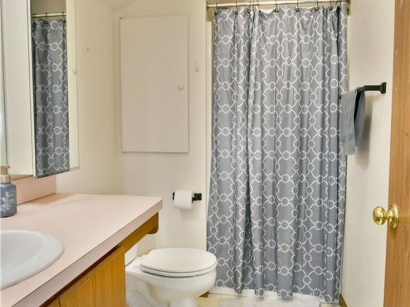 3406 Ivy Hill Circle, Unit B, Cortland, OH 44410 Photo 35