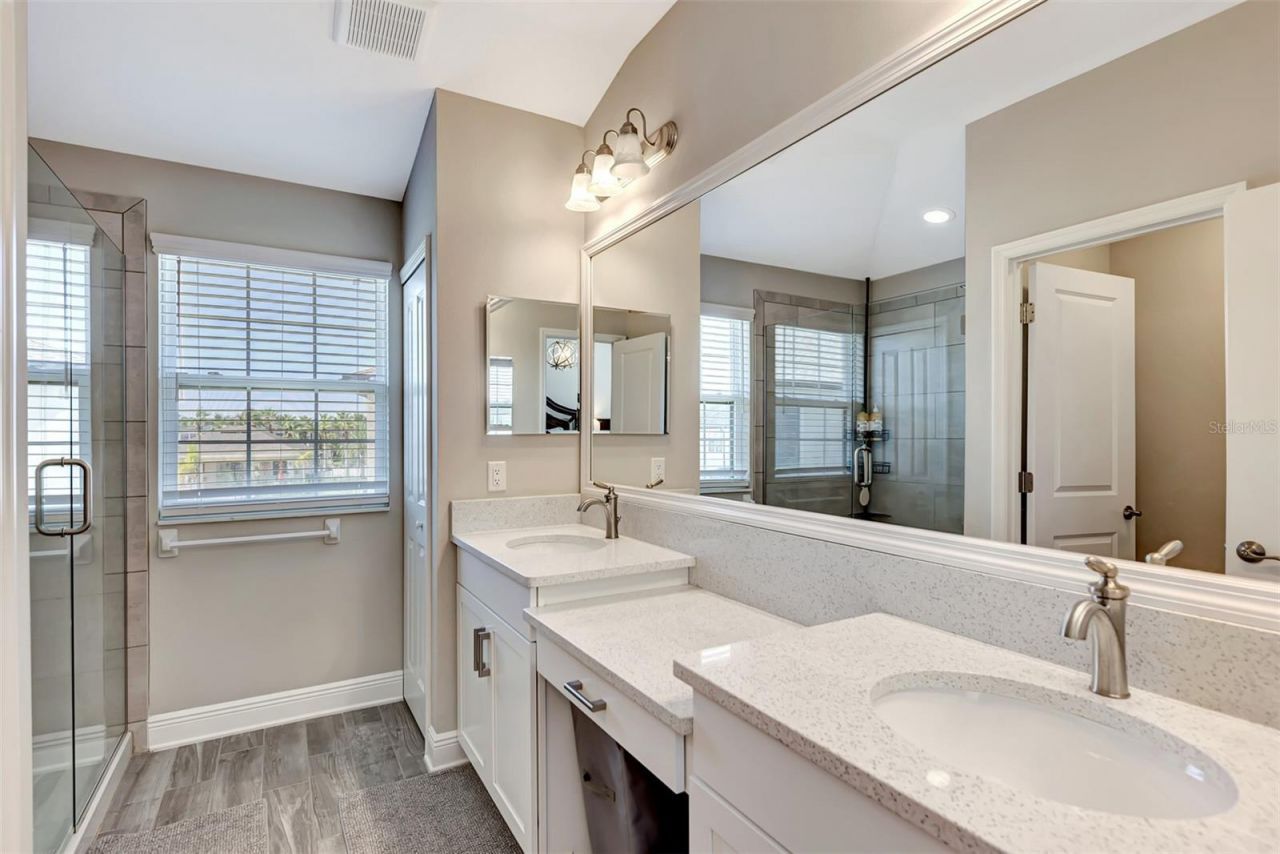 5167 78th St Circle E, Bradenton, FL 34203 Photo