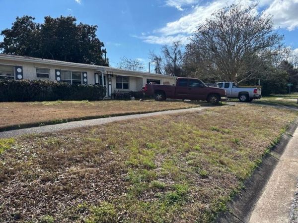 111 N Lorraine Drive, Mary Esther, FL 32569