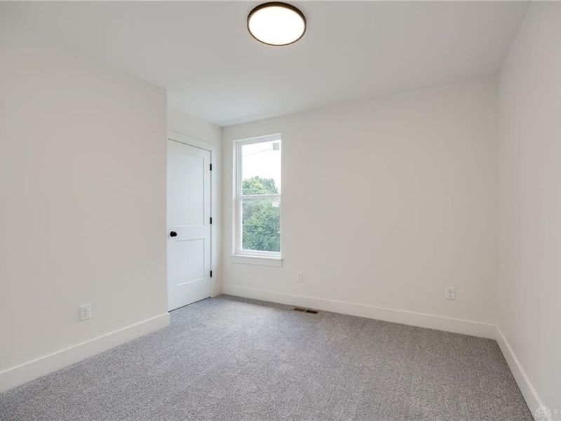 4253 Pleasant View Avenue, Dayton, OH 45420 Photo 23