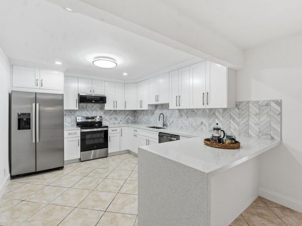 3379 NW 63rd Street, Fort Lauderdale, FL 33309