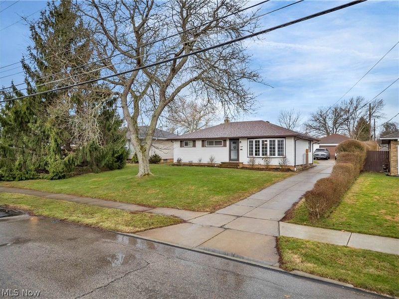 7206 Meadow Lane, Parma, OH 44134 Photo 3