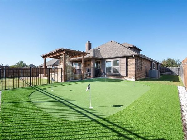 515 Carnation Lane, Mansfield, TX 76063