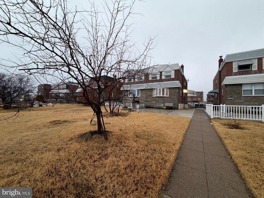 7338 Revere Street, Philadelphia, PA 19152 Main Photo