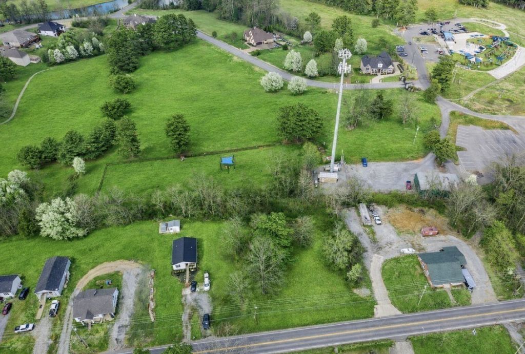 0 Pond Rd, Dickson, TN 37055 Main Photo