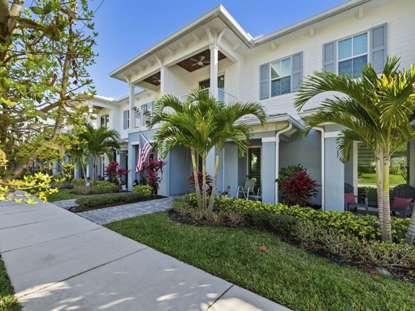 4692 SE Manatee Way, Stuart, FL 34997