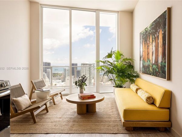 275 SW 6th St, Unit 2006, Miami, FL 33130