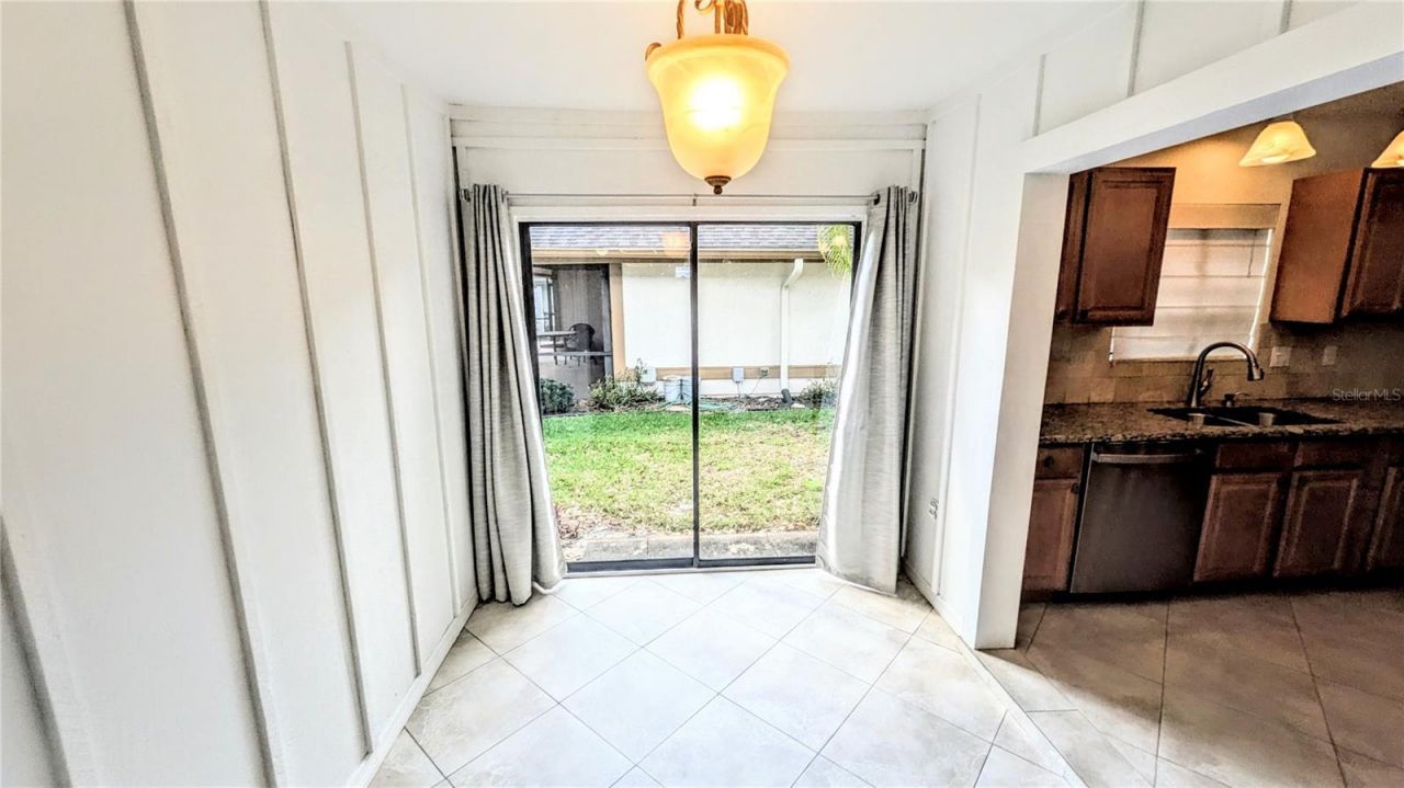 7805 Pine Trace Drive, Unit 18, Sarasota, FL 34243 Photo