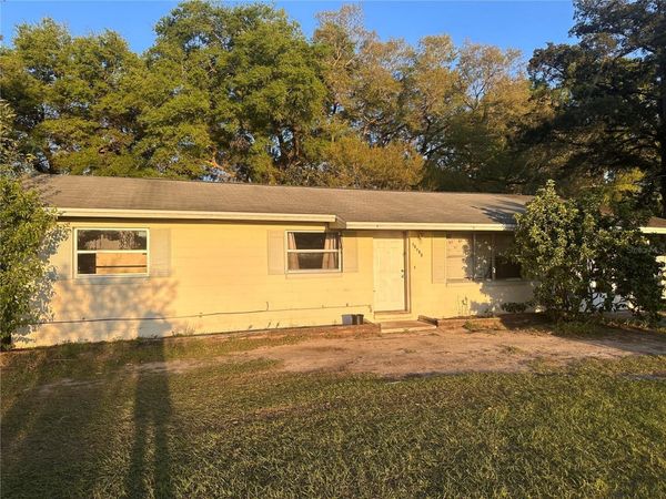 15595 NW 27TH AVENUE, CITRA, FL 32113