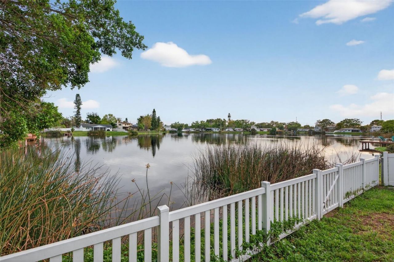 1414 85th Avenue N, Saint Petersburg, FL 33702 Photo