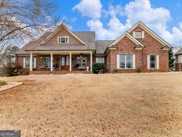 8629 Drake Drive, Lula, GA 30554