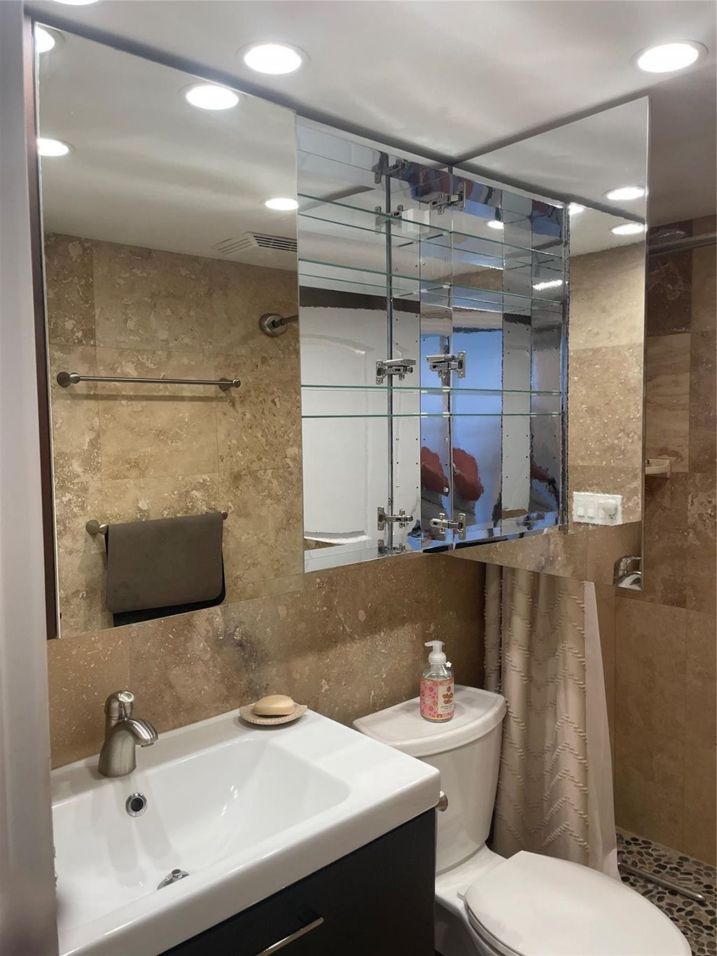 1731 SE 15th Street, Unit 606, Fort Lauderdale, FL 33316 Photo