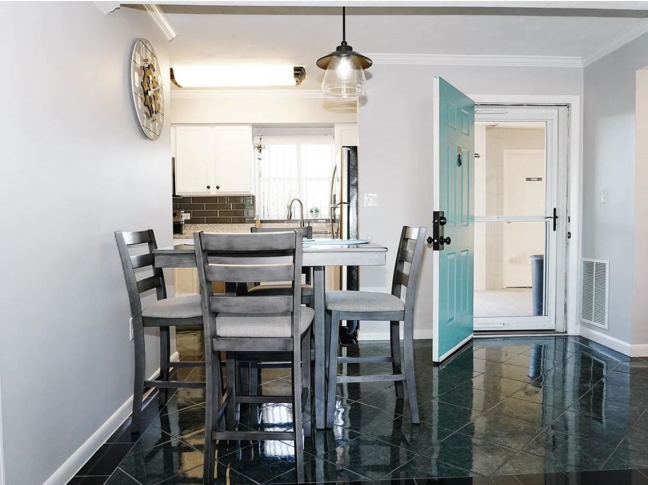 1425 Teague Rd. Photo 9