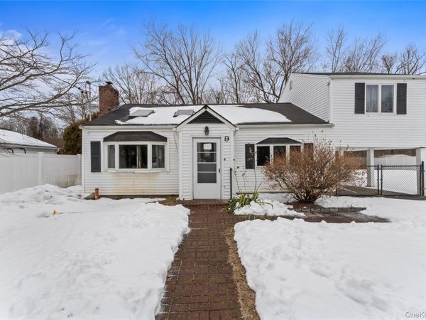 9 Babbitt Court , Elmsford, NY 10523