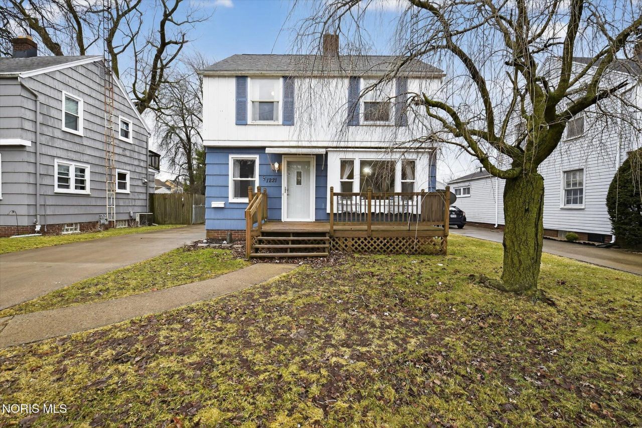 1221 Eleanor Avenue, Toledo, OH 43612 Main Photo