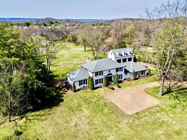 202 Deerfield Ln , Franklin, TN 37069