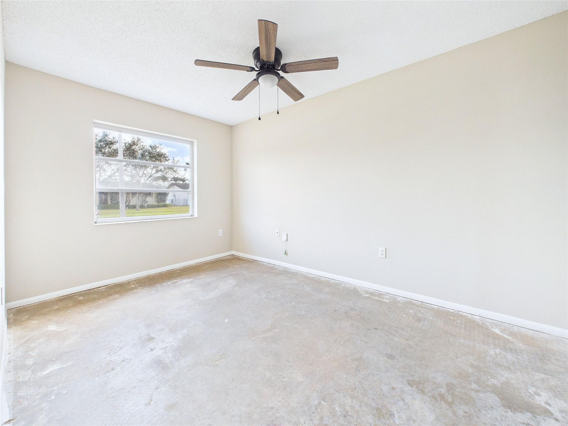 11351 NW 39th Place, Sunrise, FL 33323 Photo