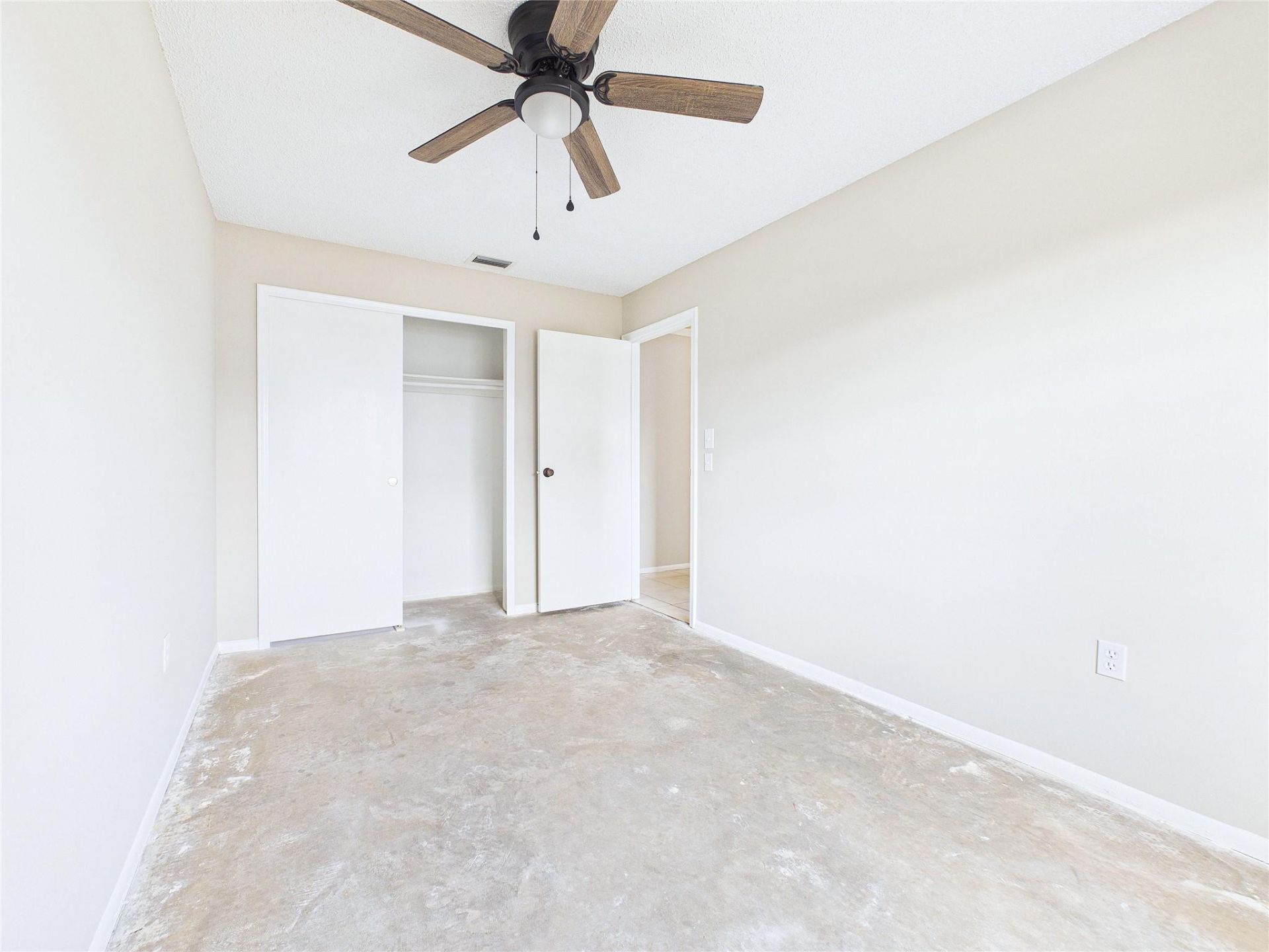 11351 NW 39th Place, Sunrise, FL 33323 Photo