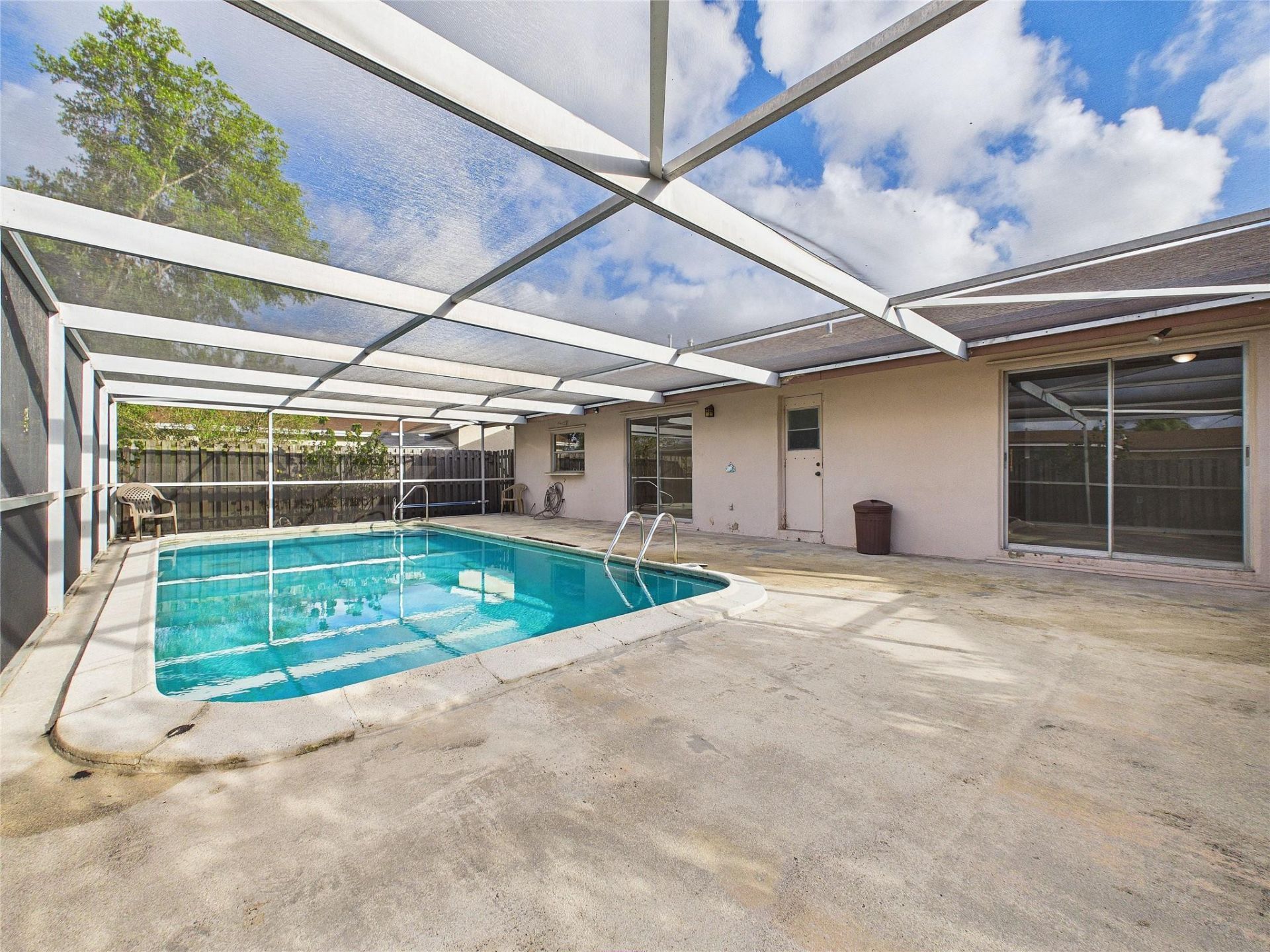 11351 NW 39th Place, Sunrise, FL 33323 Photo