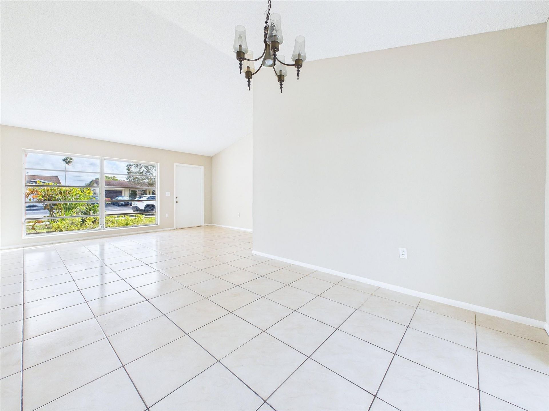 11351 NW 39th Place, Sunrise, FL 33323 Photo