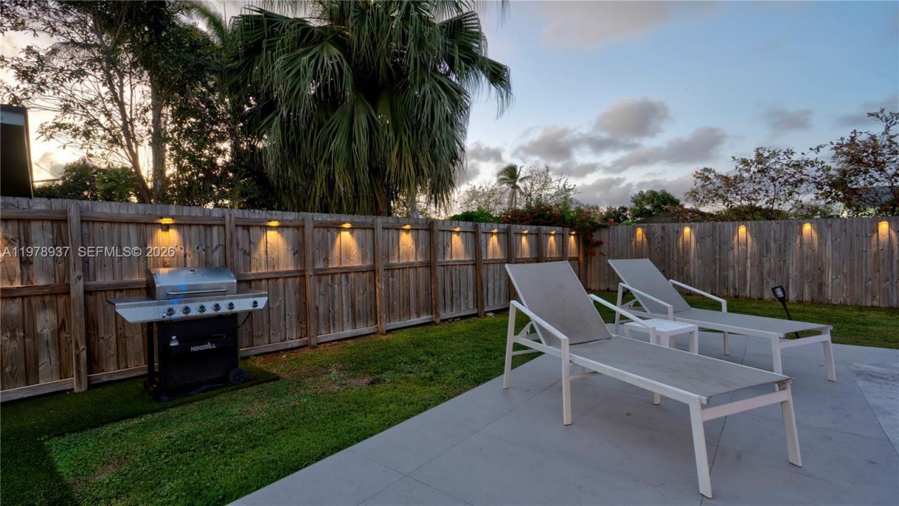 9311 Sterling Dr, Cutler Bay, FL 33157 Photo