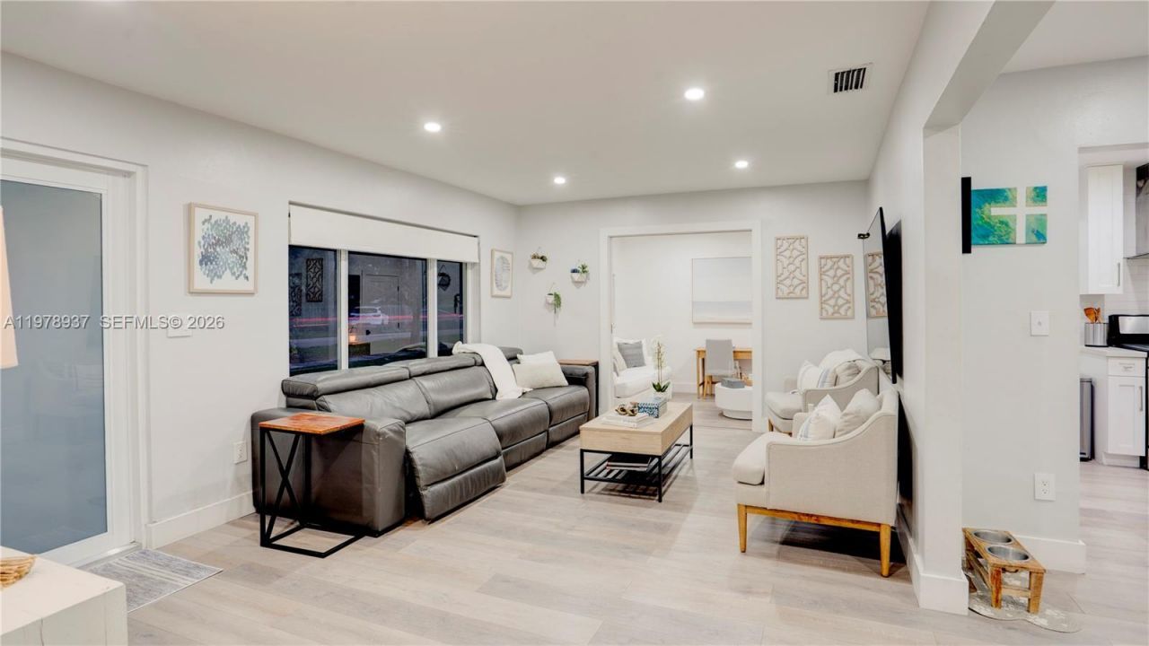 9311 Sterling Dr, Cutler Bay, FL 33157 Photo