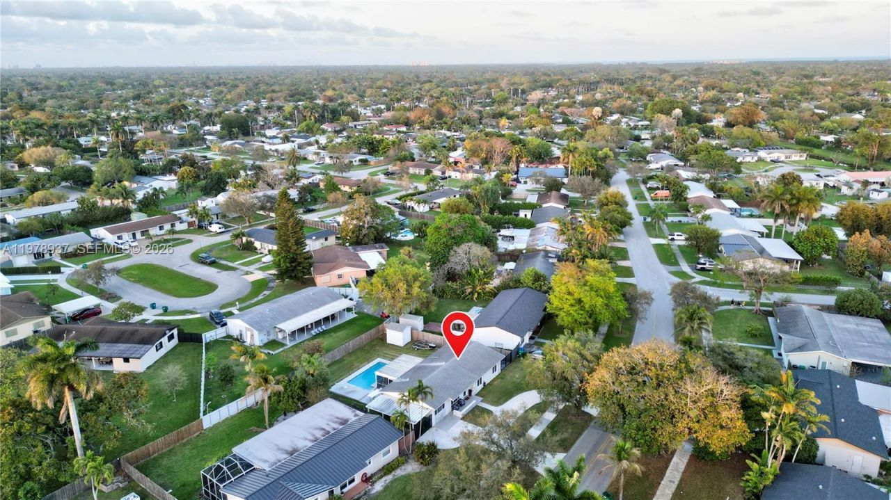 9311 Sterling Dr, Cutler Bay, FL 33157 Photo