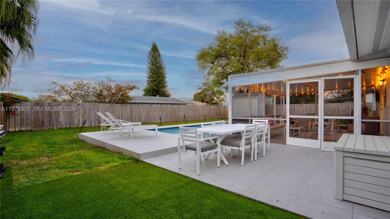 9311 Sterling Dr, Cutler Bay, FL 33157 Photo