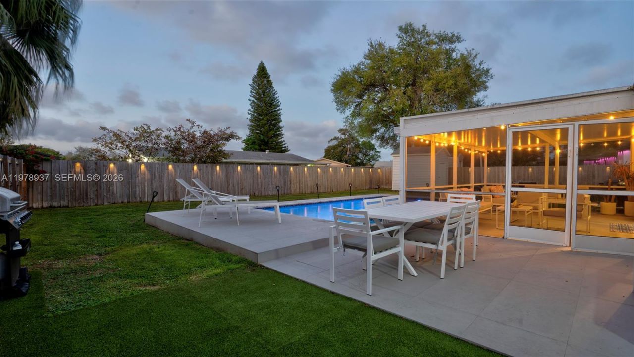 9311 Sterling Dr, Cutler Bay, FL 33157 Photo