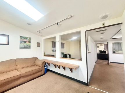 8329 Fair Oaks Blvd, Carmichael, CA 95608 Photo