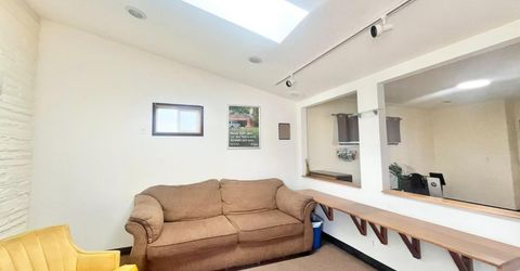 8329 Fair Oaks Blvd, Carmichael, CA 95608 Photo
