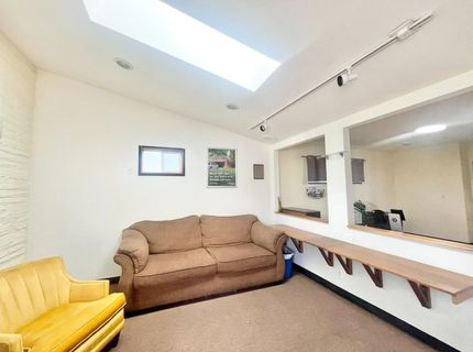 8329 Fair Oaks Blvd, Carmichael, CA 95608 Photo