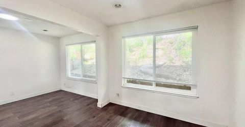 8329 Fair Oaks Blvd, Carmichael, CA 95608 Photo