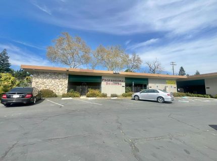 8329 Fair Oaks Blvd, Carmichael, CA 95608 Photo