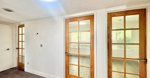 8329 Fair Oaks Blvd, Carmichael, CA 95608 Photo