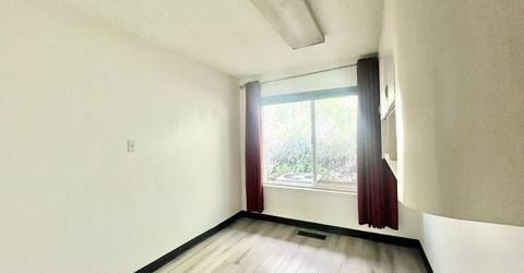 8329 Fair Oaks Blvd, Carmichael, CA 95608 Photo