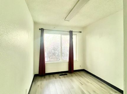 8329 Fair Oaks Blvd, Carmichael, CA 95608 Photo