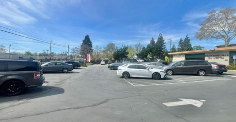 8329 Fair Oaks Blvd, Carmichael, CA 95608 Photo